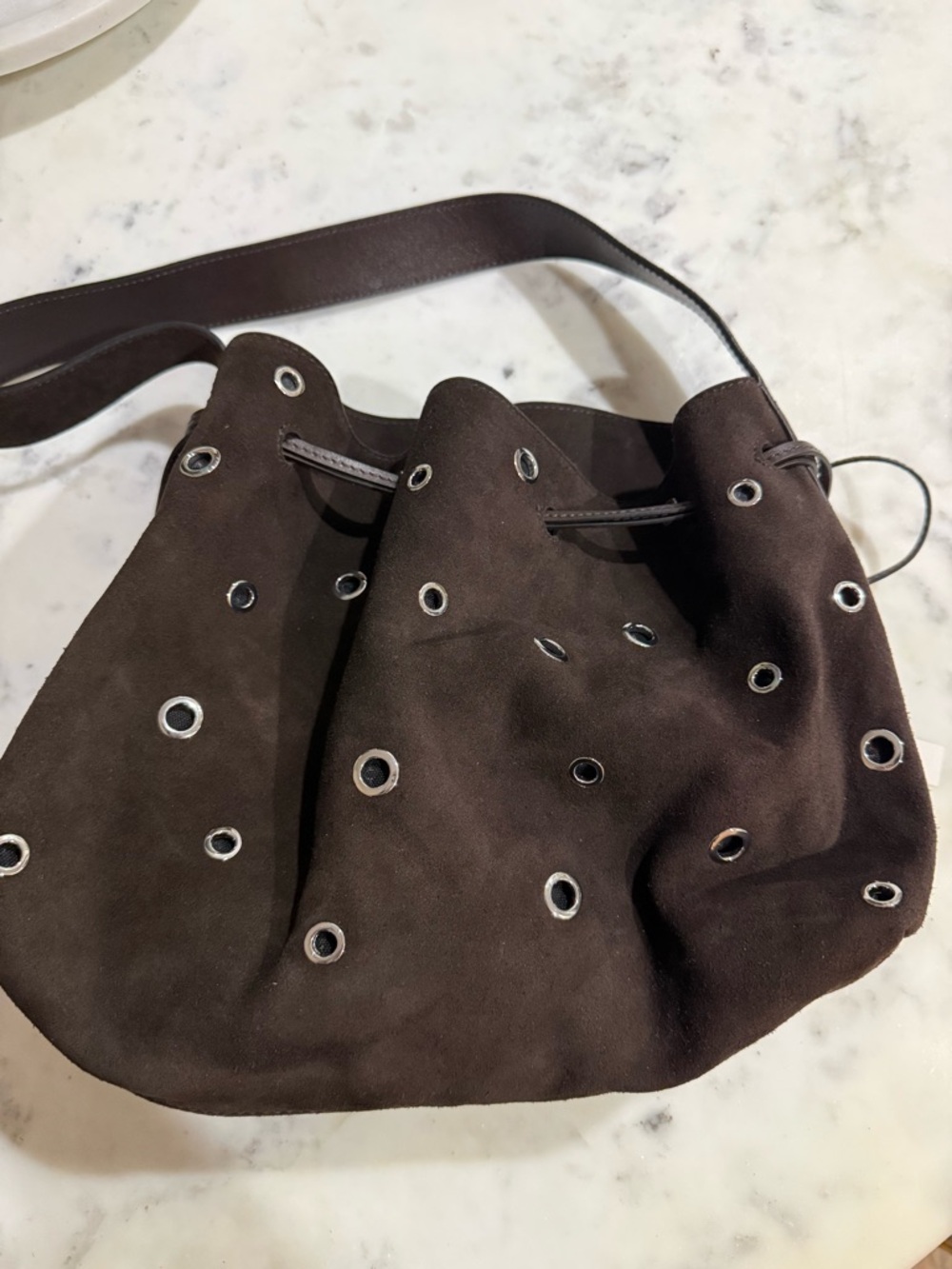 NWT Madewell Suede Bucket Grommet Bag - Picture 7 of 9